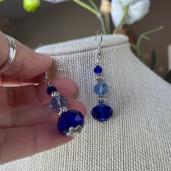 💙Handmade Earrings 💙 - Picture 3 of 11
